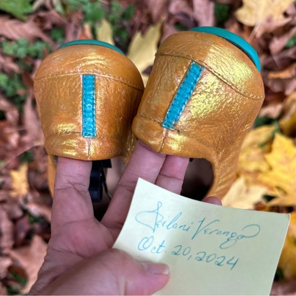 Tieks Sz 8 Golden Mustard yellow - Picture 7 of 8